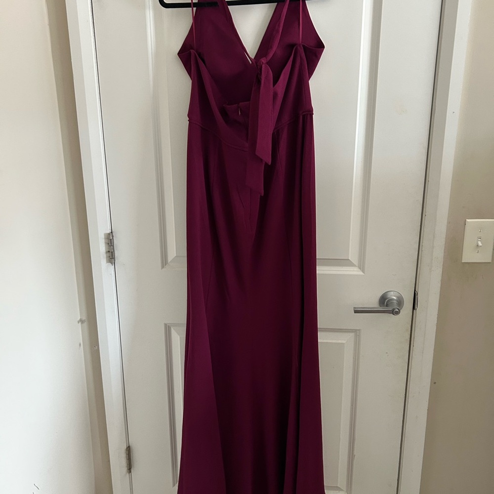 Dress the Population Backless Plum Gown - Picture 5 of 14